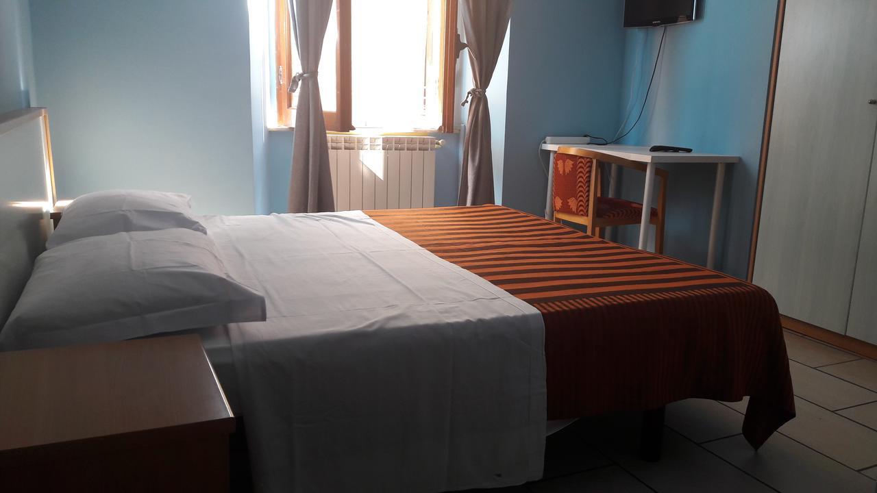 Hotel Alba Garden Рим Екстериор снимка